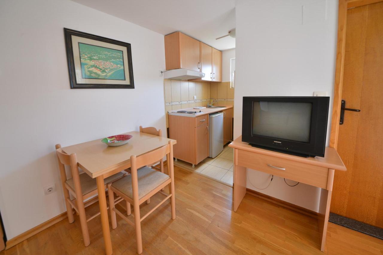 Disney Apartments Budva Bagian luar foto