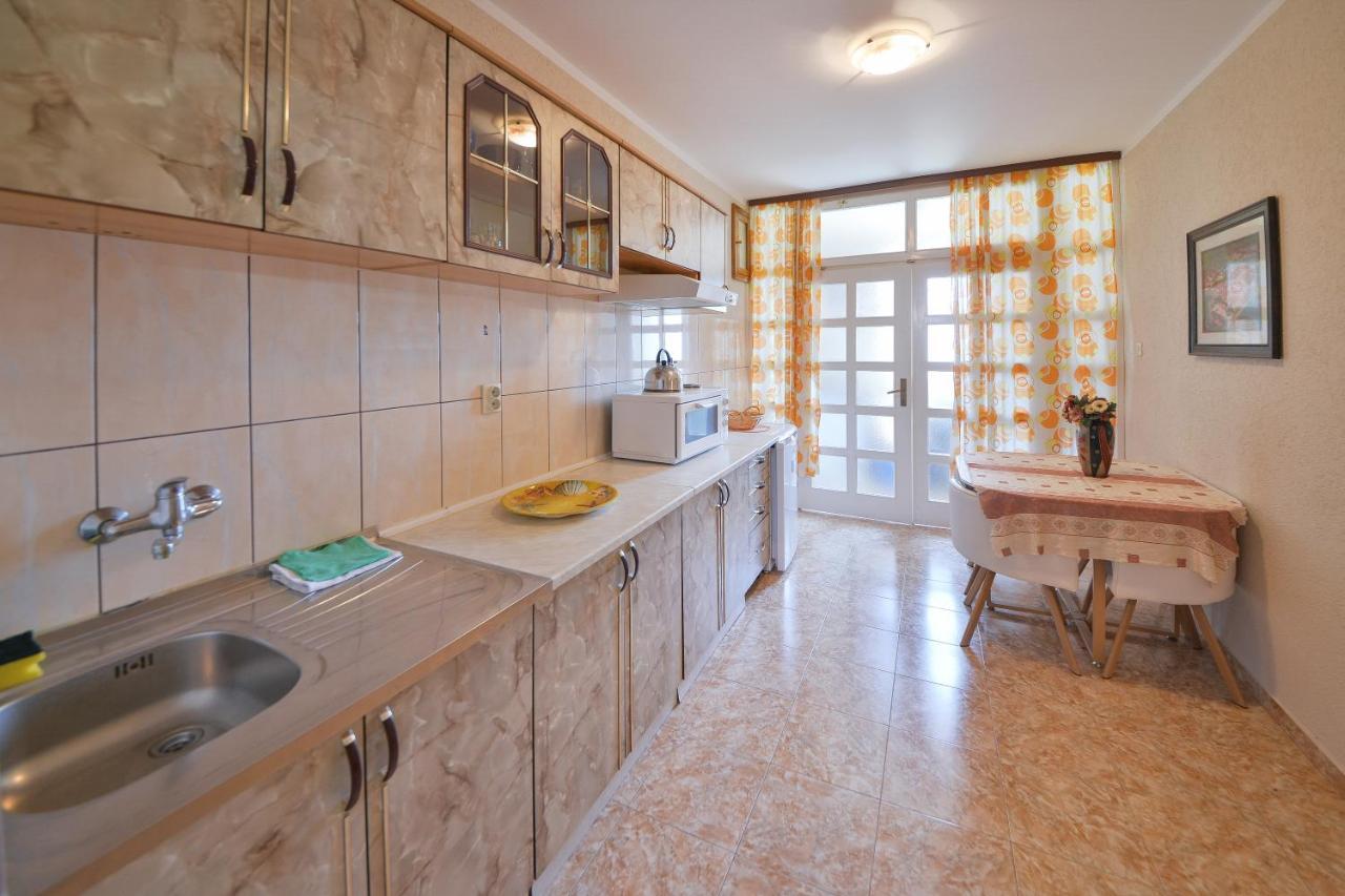 Disney Apartments Budva Bagian luar foto
