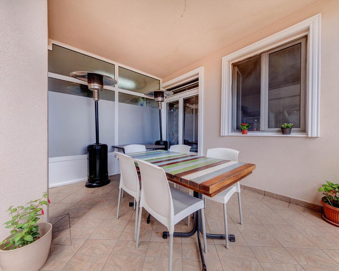 Disney Apartments Budva Bagian luar foto