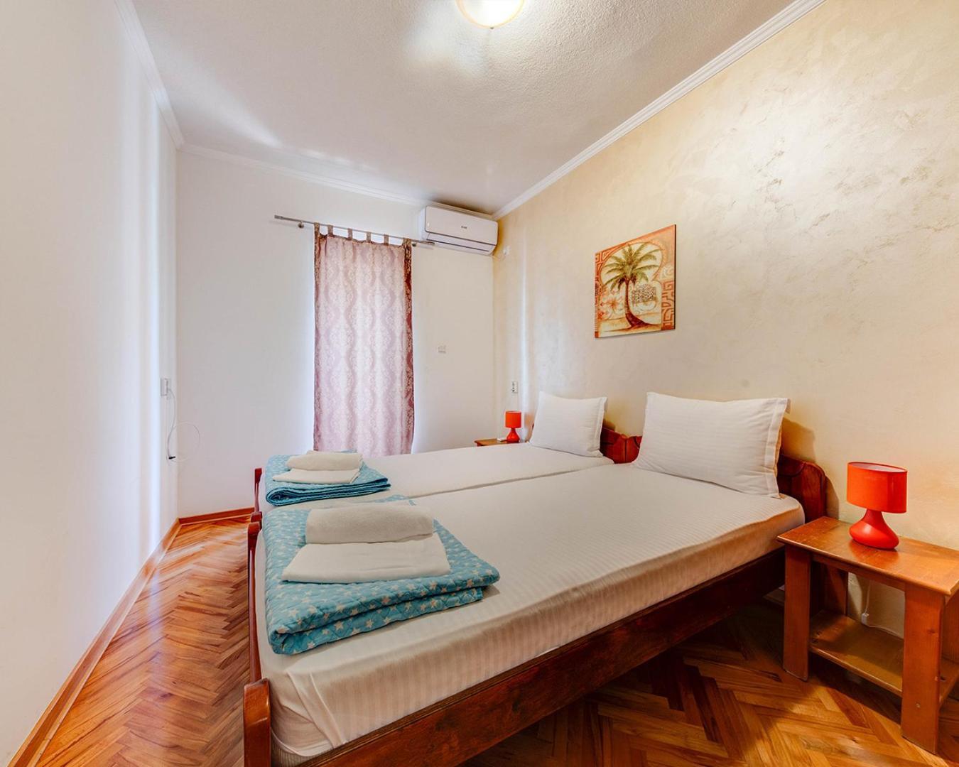Disney Apartments Budva Bagian luar foto